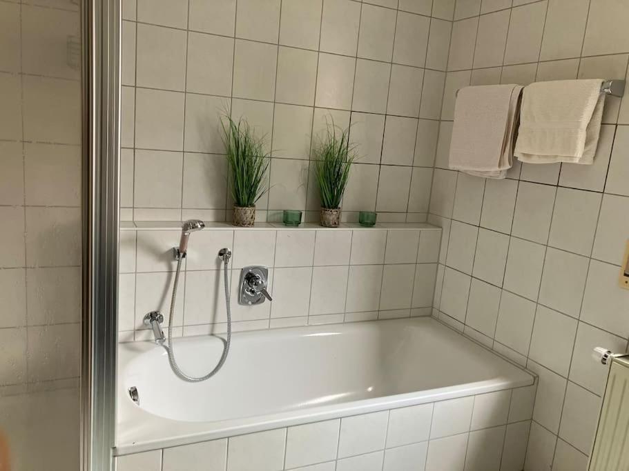 Grosszuegige, Helle 3,5 Zimmer Wohnung Balingen Bagian luar foto